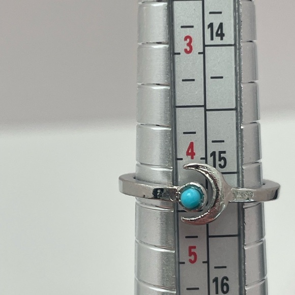 3 Southwestern Stackable Rings Silver Tone and Faux Turquoise - Picture 4 of 5